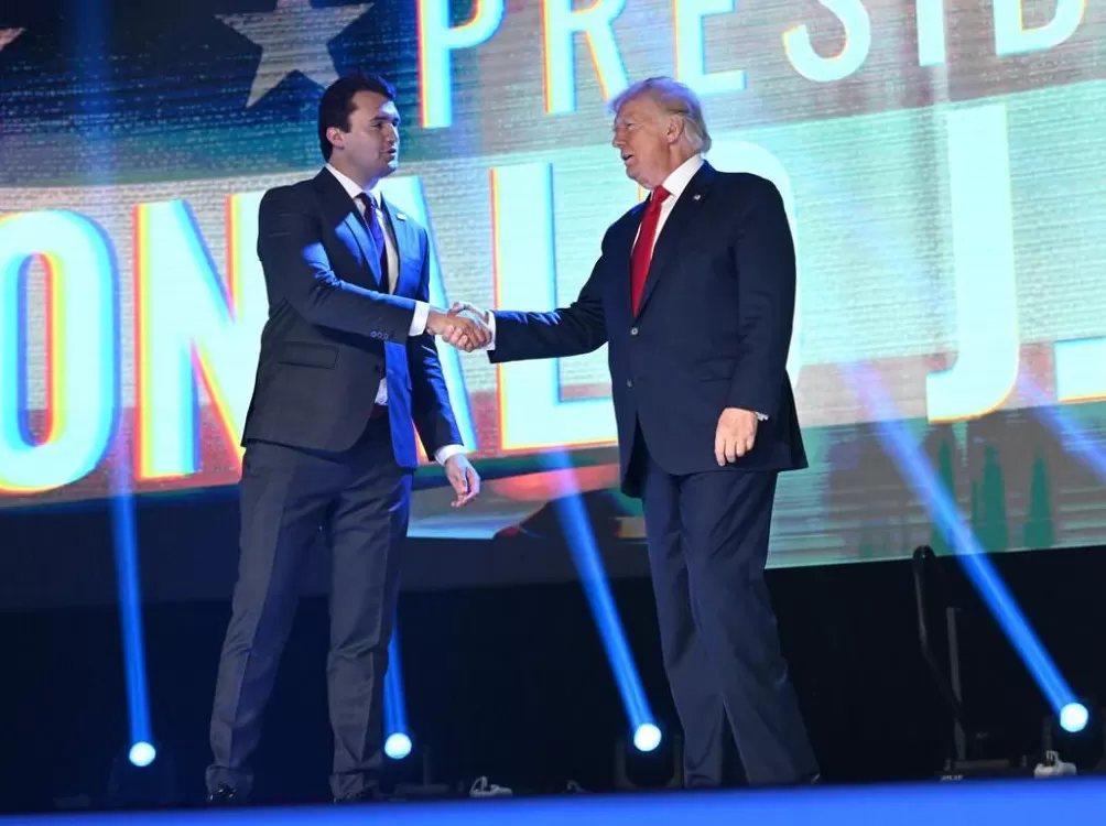 美国都要撕裂成两半了，特朗普还高呼要“战斗”-第1张图片-