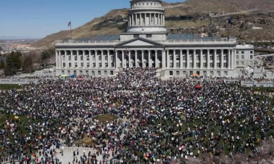 美国都要撕裂成两半了，特朗普还高呼要“战斗”-第6张图片-