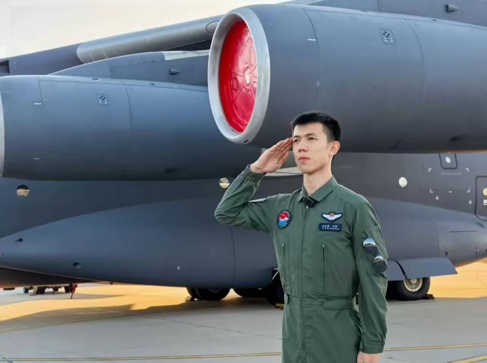 专访|00后运-20飞行员:驾驭国之重器很自豪,我会苦练精飞,做到随时能上-第1张图片- 专访|00后运-20飞行员:驾驭国之重器很自豪,我会苦练精飞,做到随时能上-第1张图片-