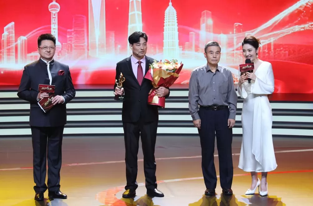 2025“感动上海”年度人物揭晓:他们是平民英雄、忠诚卫士、深潜勇士……-第5张图片- 2025“感动上海”年度人物揭晓:他们是平民英雄、忠诚卫士、深潜勇士……-第5张图片-