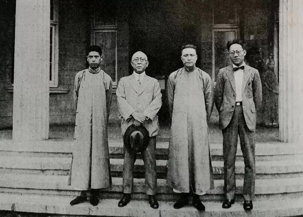 复旦历史学科走过百年，大历史学科群如何拥抱新科技？-第2张图片-