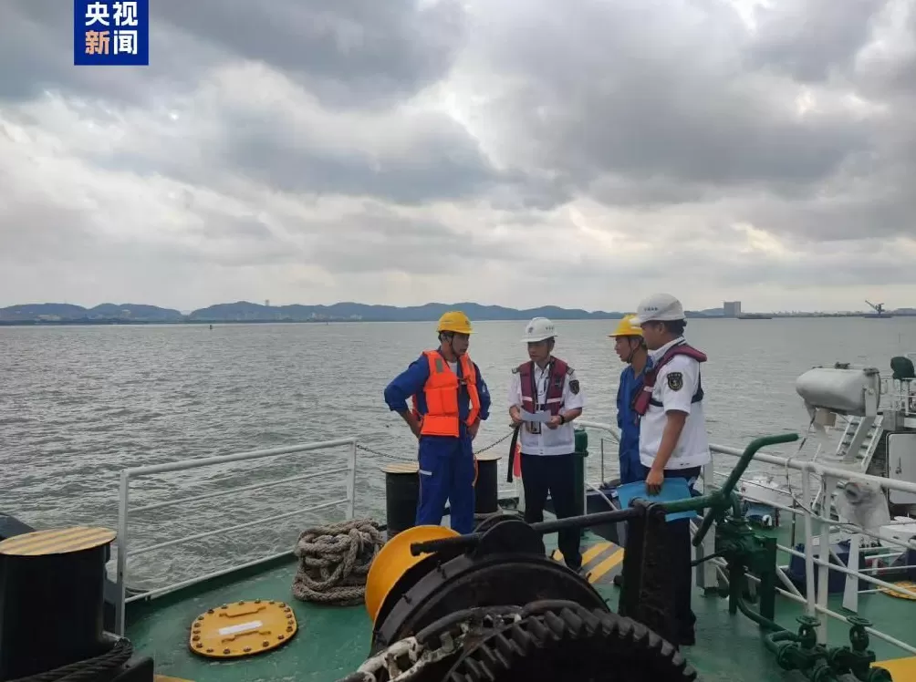 防范超强台风“桦加沙”多地海事部门启动防台风应急响应-第2张图片-