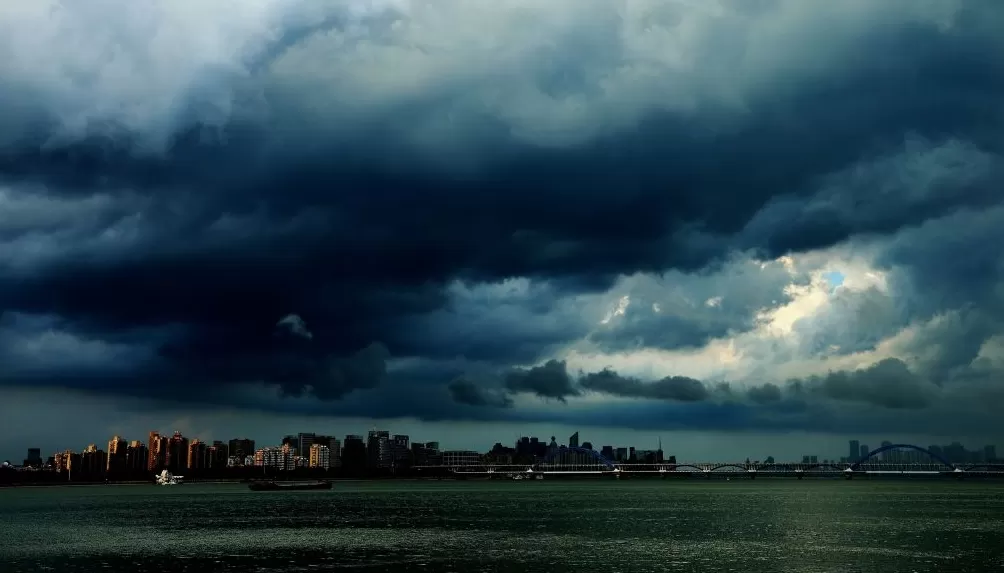 “桦加沙”还在加强，专家分析：或成为今年影响我国最严重台风-第1张图片-