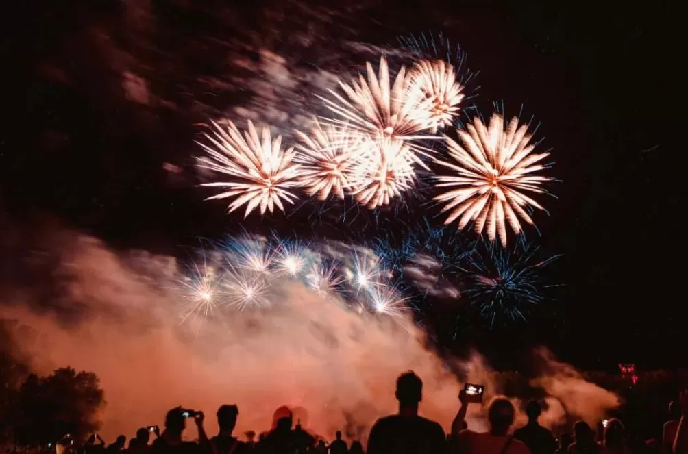 高原烟花,炸碎了品牌遮羞布-第4张图片- 高原烟花,炸碎了品牌遮羞布-第4张图片-