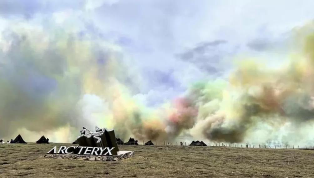 高原烟花,炸碎了品牌遮羞布-第12张图片- 高原烟花,炸碎了品牌遮羞布-第12张图片-