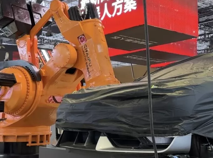 “带大脑”的机床、“大力士”机器人，今年工博会有这些首发新品-第3张图片-