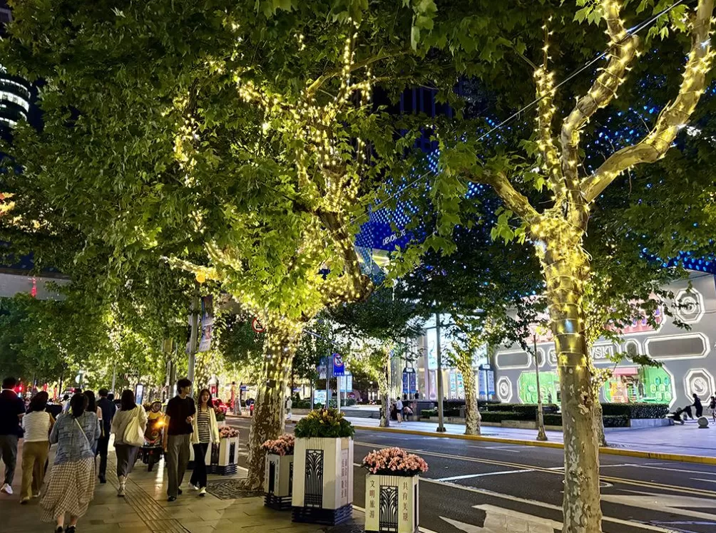 人流量之外，上海光影节为夜经济还带来什么？-第6张图片-