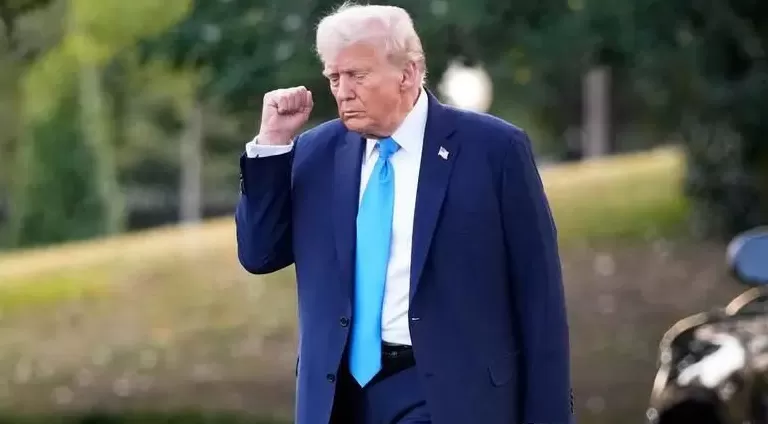 上任才九个月的特朗普,如何摧毁三权分立?-第1张图片- 上任才九个月的特朗普,如何摧毁三权分立?-第1张图片-