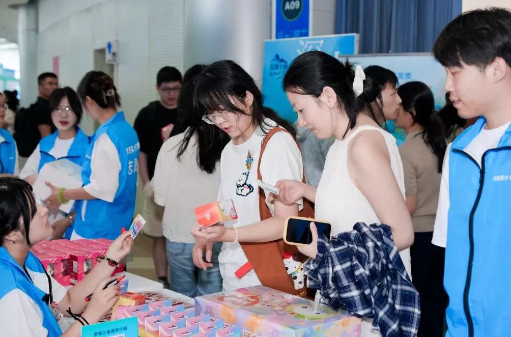 开启“梦想之盒”：“百万英才汇南粤”N城联动秋季招聘在上海启幕-第5张图片-