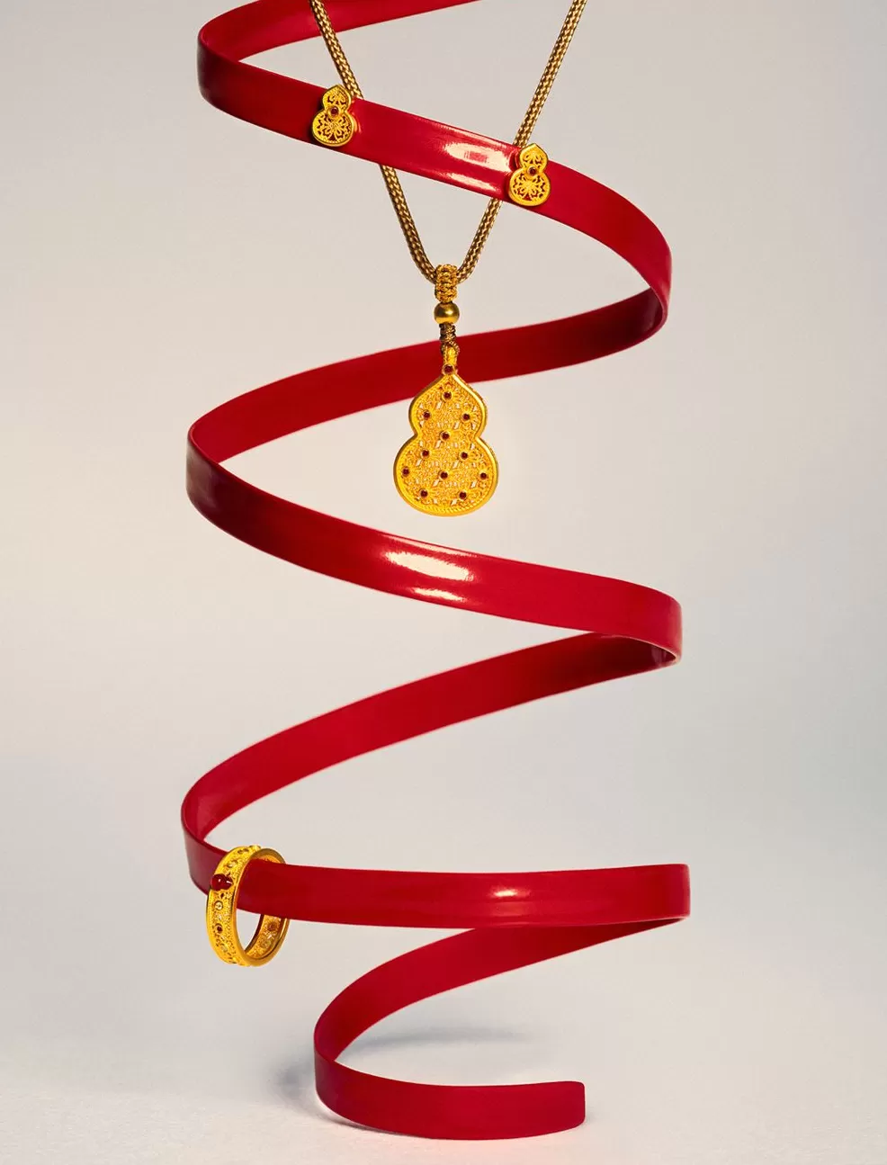 黄金钻石珍宝都赶中秋的趟｜是日美好事物-第10张图片-