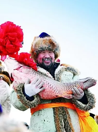 新疆维吾尔自治区70年发展成就斐然——同心共筑梦天山绽新颜-第1张图片- 新疆维吾尔自治区70年发展成就斐然——同心共筑梦天山绽新颜-第1张图片-