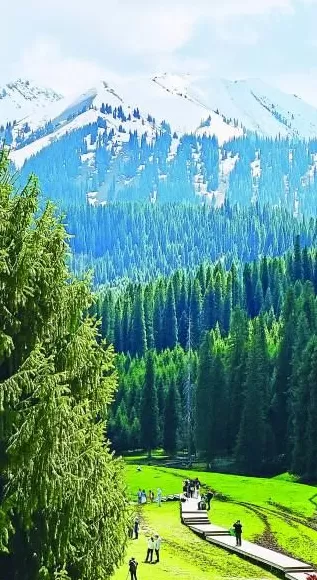 新疆维吾尔自治区70年发展成就斐然——同心共筑梦天山绽新颜-第4张图片- 新疆维吾尔自治区70年发展成就斐然——同心共筑梦天山绽新颜-第4张图片-