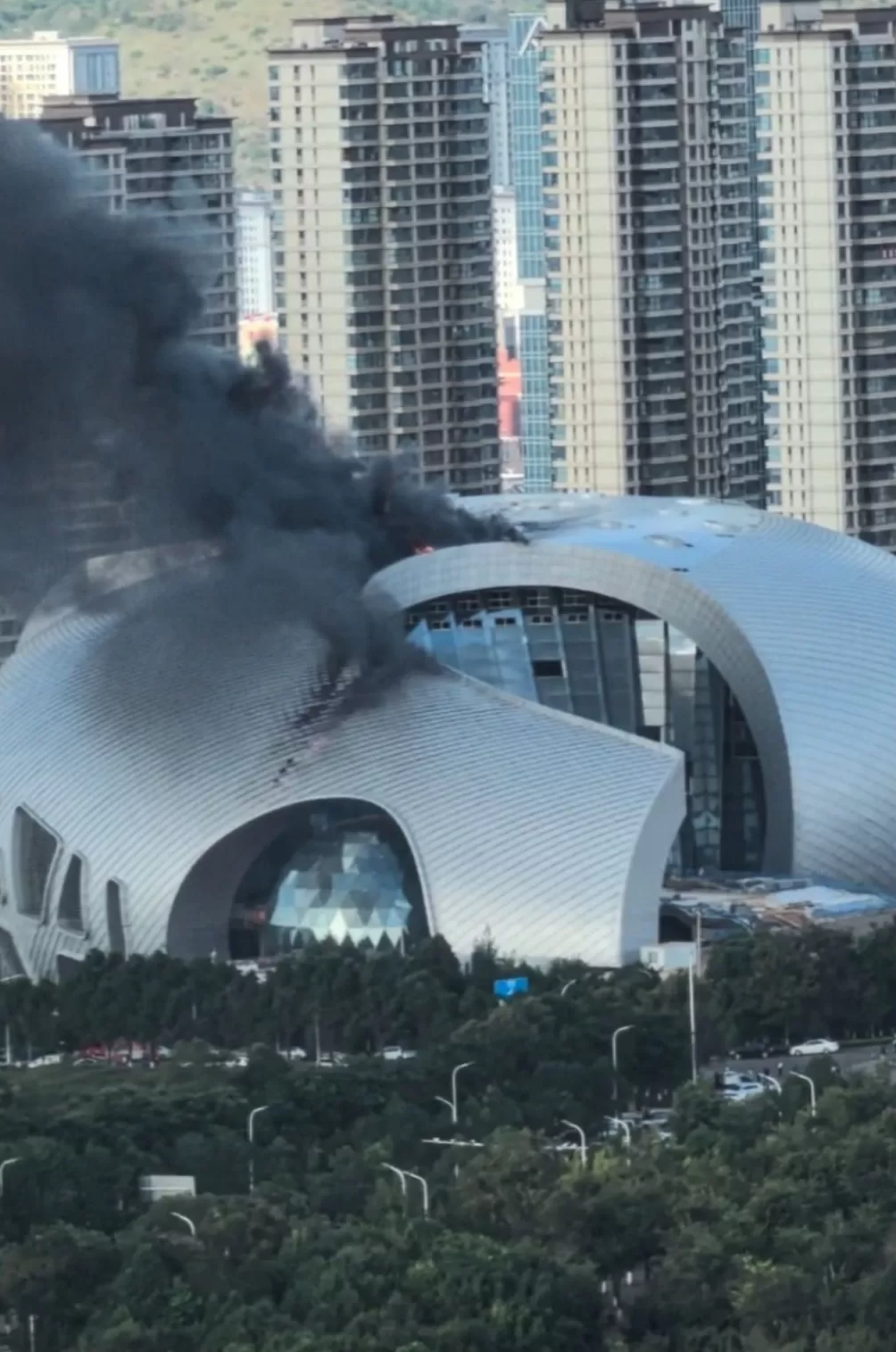 云南省科技馆在建新馆明火已扑灭:正调查起火原因和损失情况-第1张图片- 云南省科技馆在建新馆明火已扑灭:正调查起火原因和损失情况-第1张图片-