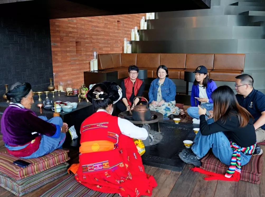 在泸沽湖转山转海，感受这片高原秘境的文化焕新-第7张图片-