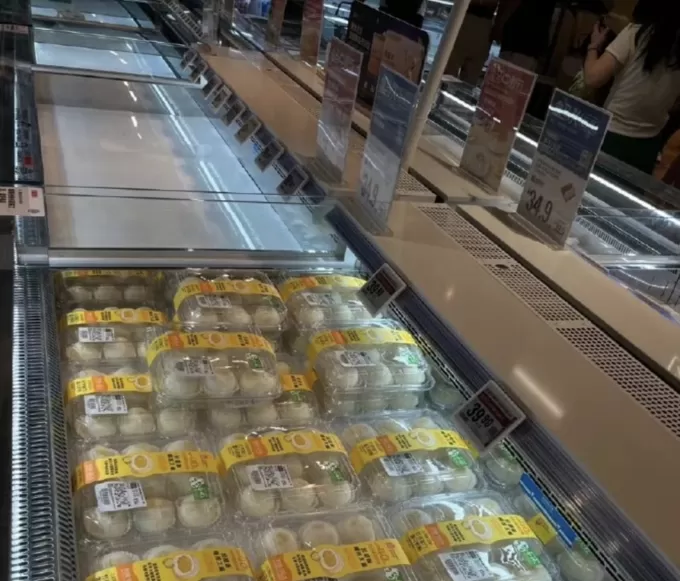 盒马客服回应“最难吃的甜品被台风选出来了”：主要因库存充足-第1张图片-