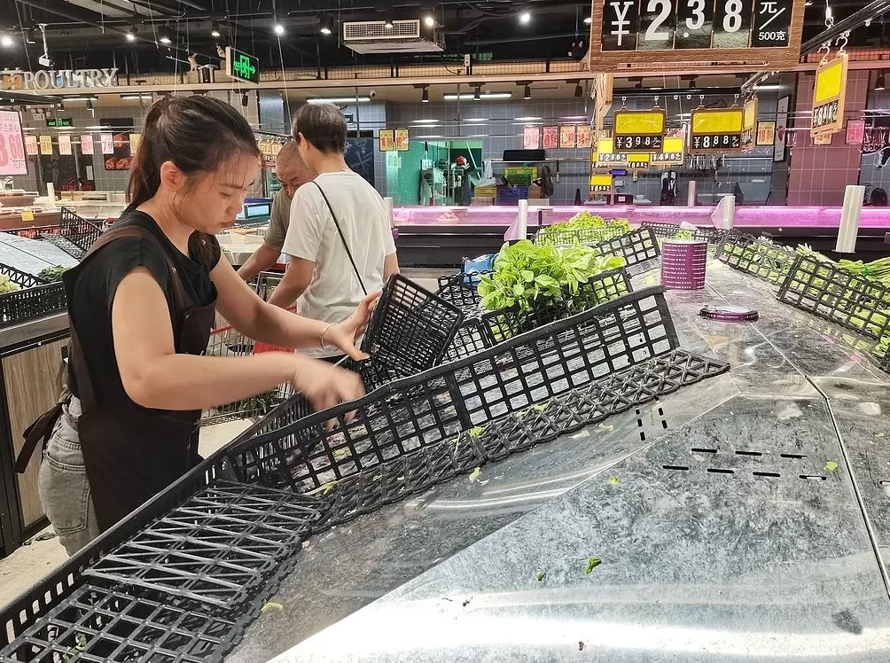 第1现场｜“风王”桦加沙来袭，港澳挂“十号风球”-第10张图片-