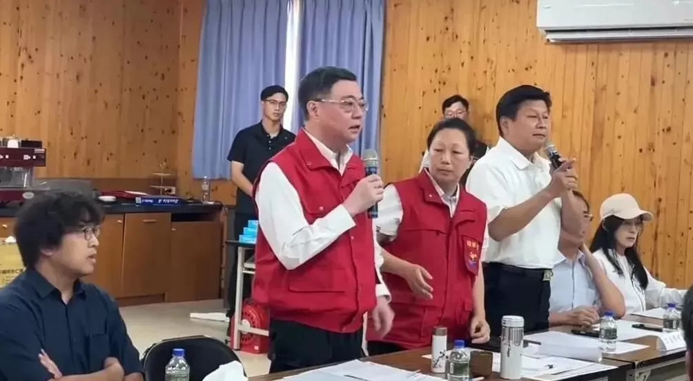台湾花莲如世界末日，谁该负责？岛内政坛吵成一团-第3张图片-