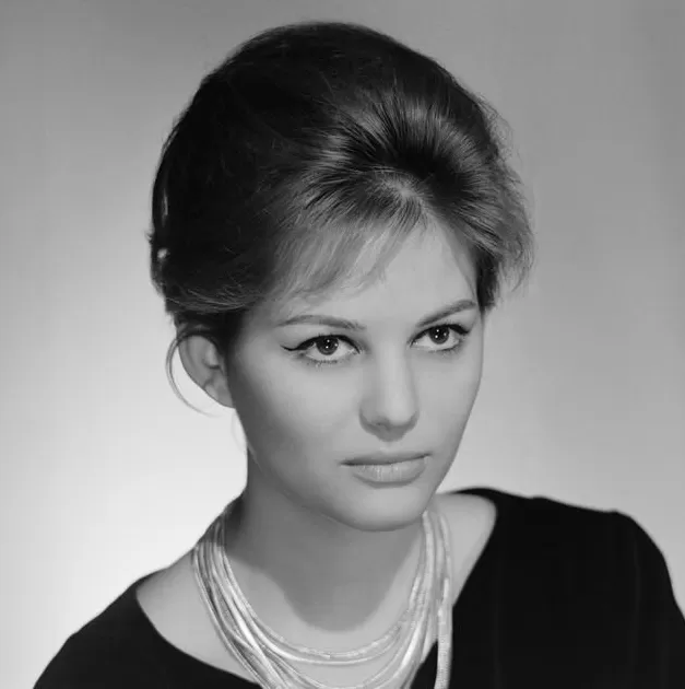 《八部半》女主演克劳迪娅·卡汀娜去世-第2张图片-