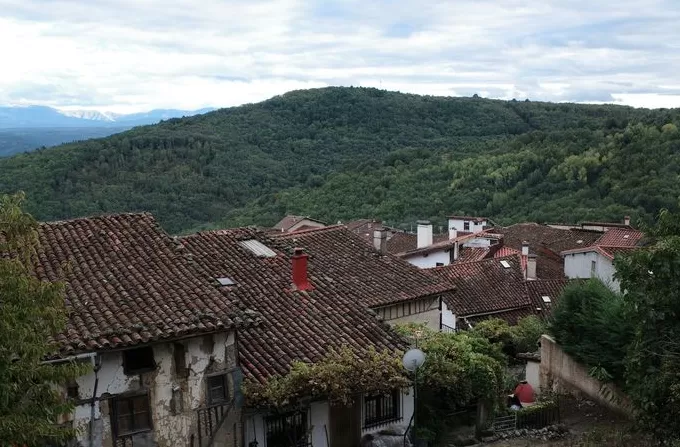 一些不为人知的山谷小镇-第3张图片-