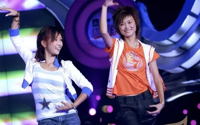 《超级女声》20年,我们为何怀念那份抽象的勇敢?-第3张图片- 《超级女声》20年,我们为何怀念那份抽象的勇敢?-第3张图片-