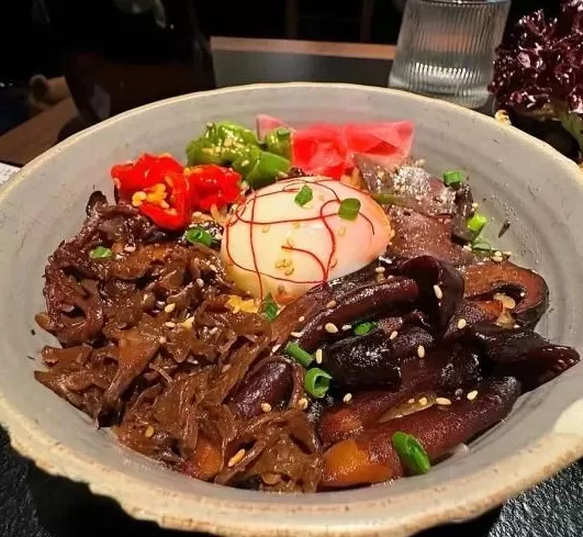 给顾客吃大象粪的“云南菜”，为什么那么火？-第7张图片-