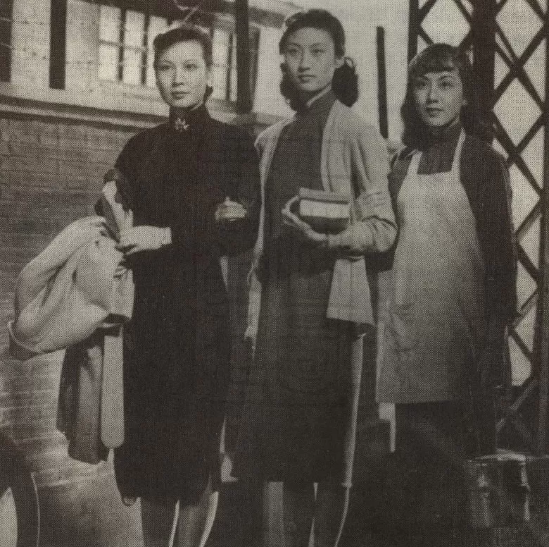 从“甜姐儿”到“女作家”，她为自己的艺术人生描下浓墨重彩-第4张图片-