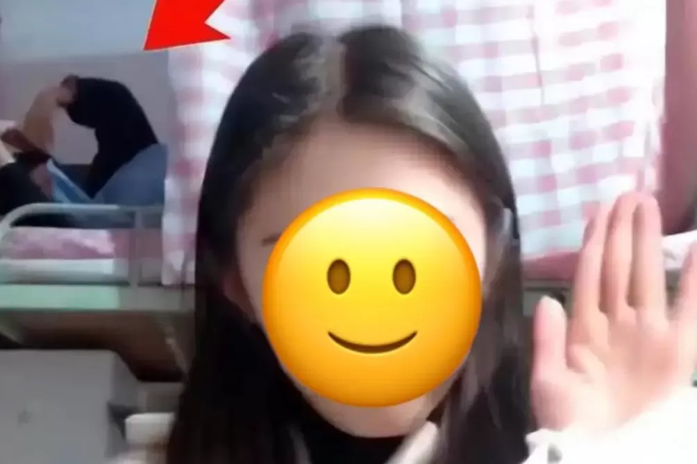女生在宿舍直播：隐私，无处可藏-第9张图片-