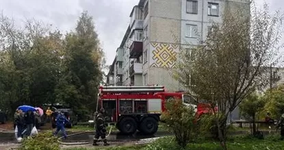 俄罗斯一栋居民楼发生火灾致4人死亡-第1张图片-