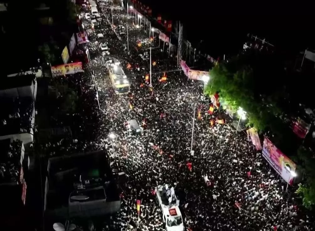 印度集会踩踏事件已致超30人死亡莫迪发文哀悼-第1张图片-