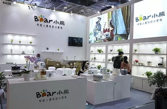 养生壶突然爆炸致一岁孩子大面积烫伤,“网红小家电”小熊电器回应-第3张图片- 养生壶突然爆炸致一岁孩子大面积烫伤,“网红小家电”小熊电器回应-第3张图片-