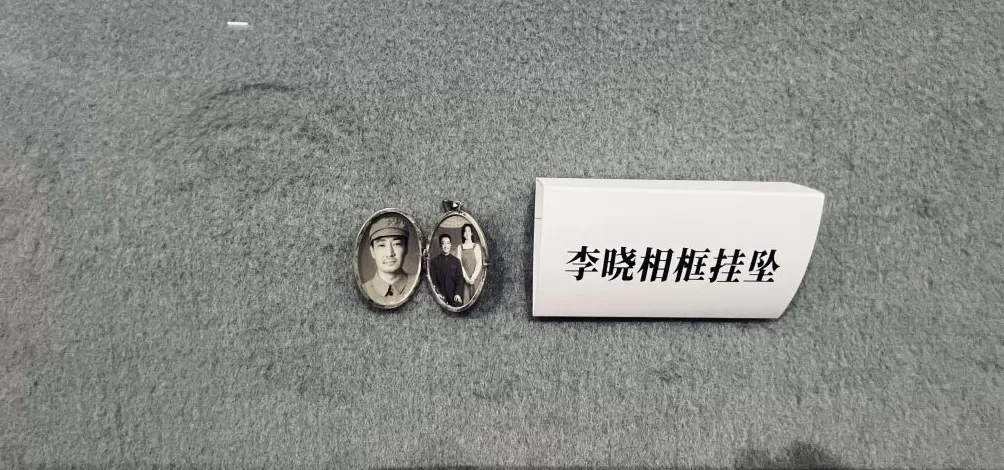《志愿军：浴血和平》首映礼，鸽眼石上的“极致、相信与陪伴”-第5张图片-