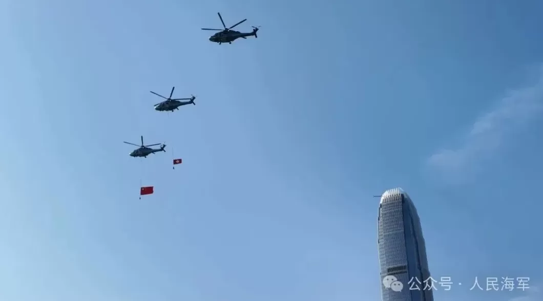 海军83舰编队抵达香港，将组织舰艇开放活动-第4张图片-