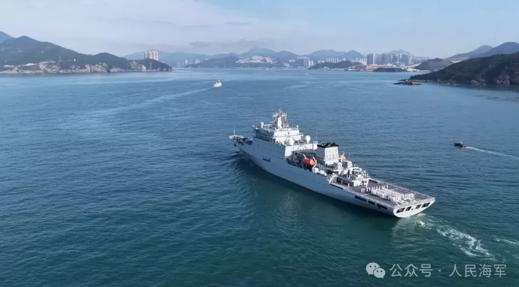 海军83舰编队抵达香港，将组织舰艇开放活动-第3张图片-