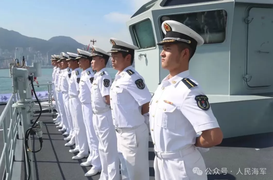 海军83舰编队抵达香港，将组织舰艇开放活动-第8张图片-