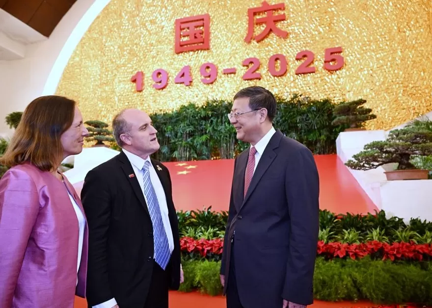 上海市政府举行国庆招待会，中外宾朋共同庆祝中华人民共和国成立76周年-第2张图片-