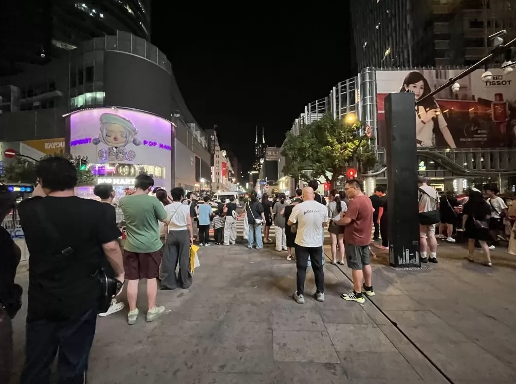 发现夜上海｜老字号延时打烊，为南京路步行街带来什么？-第7张图片-