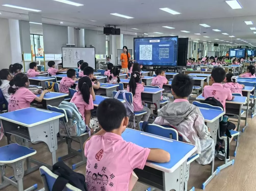 青春有Young|从书桌前到讲台上,爱心暑托班志愿者的夏天-第2张图片- 青春有Young|从书桌前到讲台上,爱心暑托班志愿者的夏天-第2张图片-