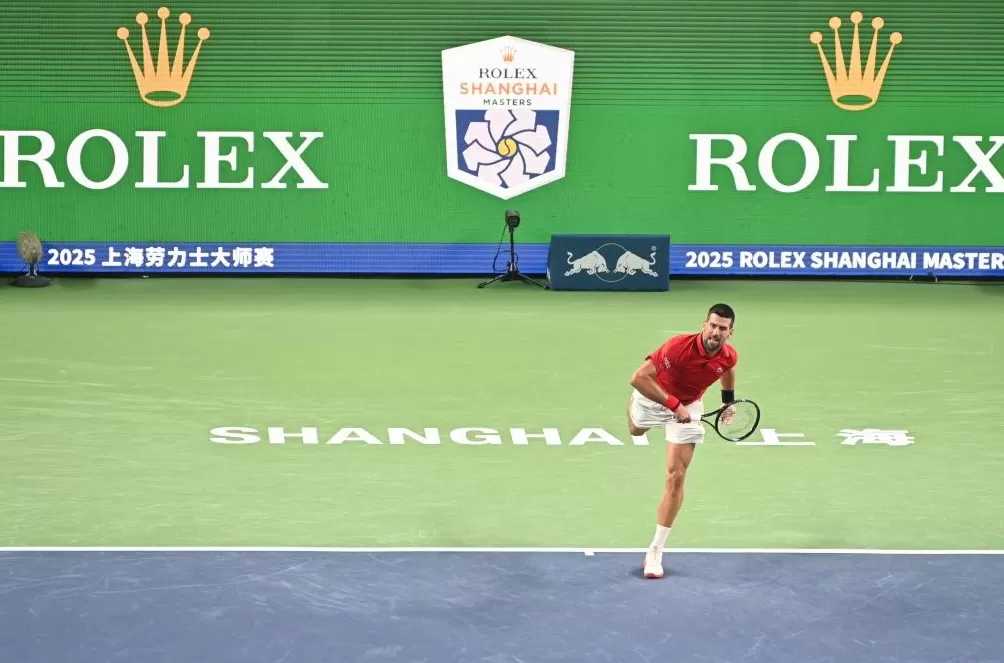 体坛联播｜德约带伤赢下上海大师赛开门红，阿莫林或将下课-第1张图片-