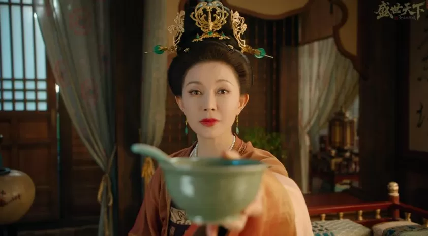 游戏论｜短剧逻辑与游戏化的中国风：《盛世天下》与国产互动影游新实践-第2张图片-