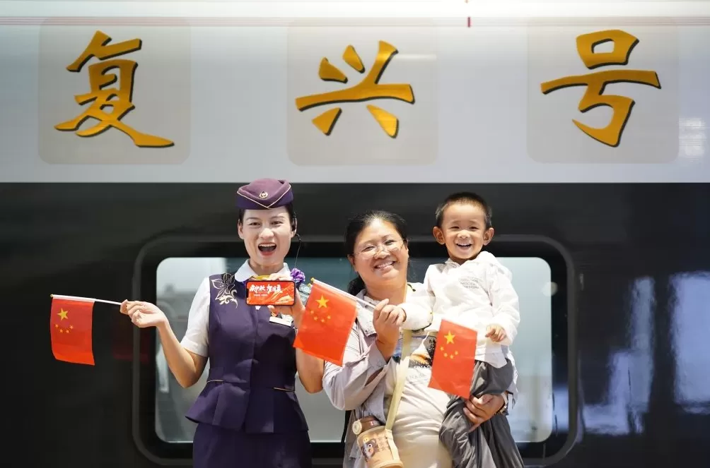 长三角铁路预计今日发送385万人次，同比增长3.9%-第5张图片-