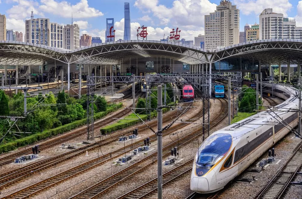 长三角铁路预计今日发送370万人次同比增4.9%,增开118列客车-第1张图片- 长三角铁路预计今日发送370万人次同比增4.9%,增开118列客车-第1张图片-