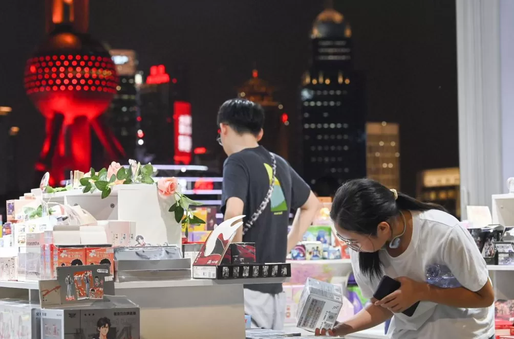 魔都眼·国庆｜享受夜上海“松弛感”，市集引燃双节消费热-第4张图片-