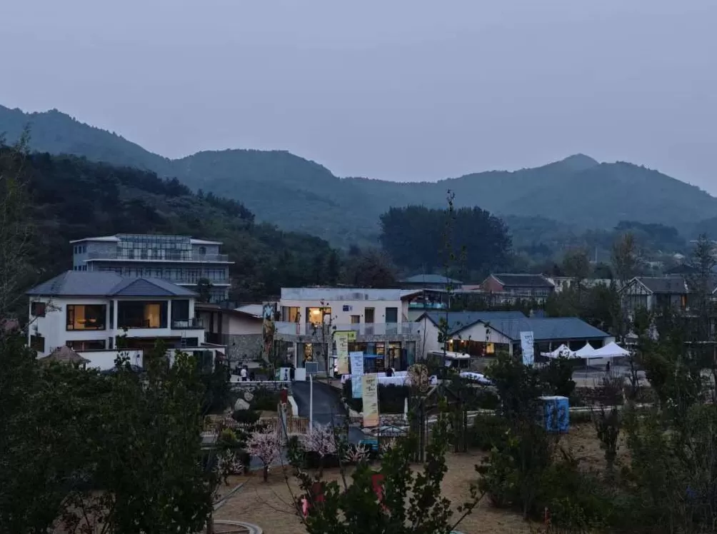 清华深度参与艺术乡建,京郊这座空心村变了-第2张图片- 清华深度参与艺术乡建,京郊这座空心村变了-第2张图片-