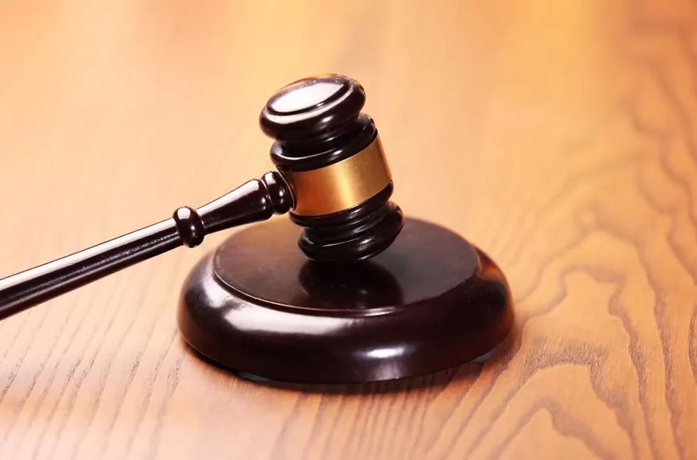 市监局办公室副主任值班当天猝死,人社局不予认定工伤-第1张图片- 市监局办公室副主任值班当天猝死,人社局不予认定工伤-第1张图片-