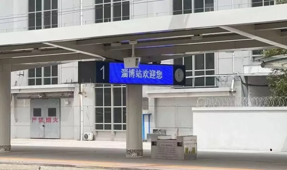 “鸡排哥”黄金周流量变“留量”,情绪经济是下一个万亿赛道?-第5张图片- “鸡排哥”黄金周流量变“留量”,情绪经济是下一个万亿赛道?-第5张图片-