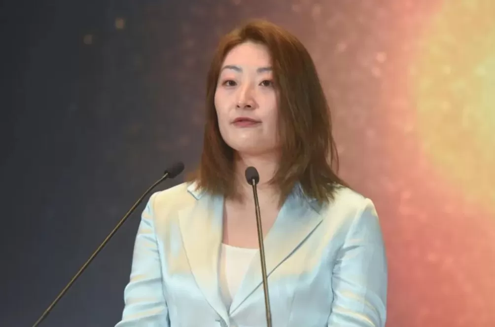 知情人士：宗馥莉今日正常上班-第1张图片-