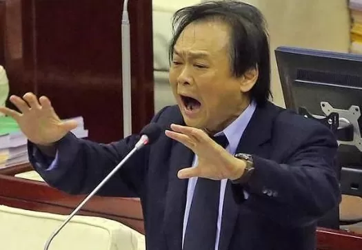 民进党民代王世坚金句被改编为神曲爆红:“本来应该从从容容游刃有余……”,网友:华语乐坛有救了!本人回应:叹为观止-第2张图片- 民进党民代王世坚金句被改编为神曲爆红:“本来应该从从容容游刃有余……”,网友:华语乐坛有救了!本人回应:叹为观止-第2张图片-