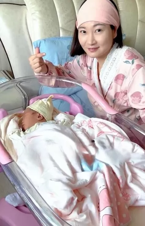 律师解读“孕妇泰国坠崖案”王暖暖被判离婚!“两年被家暴16次”小谢送祝福:这是你的重生证书-第2张图片- 律师解读“孕妇泰国坠崖案”王暖暖被判离婚!“两年被家暴16次”小谢送祝福:这是你的重生证书-第2张图片-