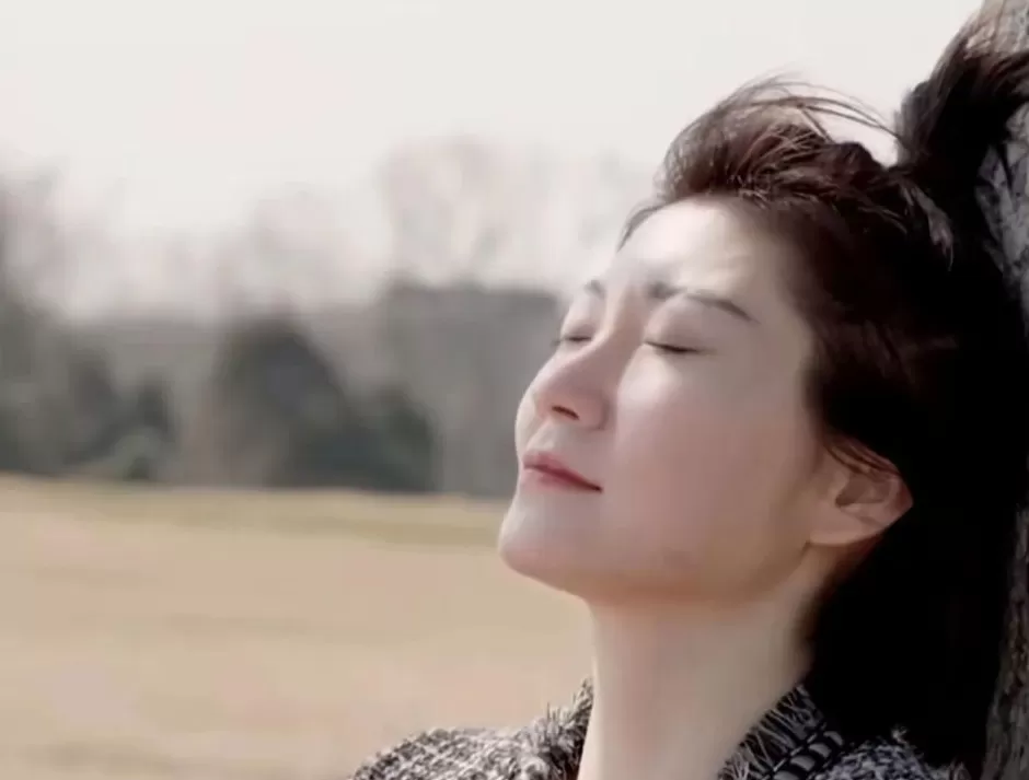 律师解读“孕妇泰国坠崖案”王暖暖被判离婚!“两年被家暴16次”小谢送祝福:这是你的重生证书-第1张图片- 律师解读“孕妇泰国坠崖案”王暖暖被判离婚!“两年被家暴16次”小谢送祝福:这是你的重生证书-第1张图片-