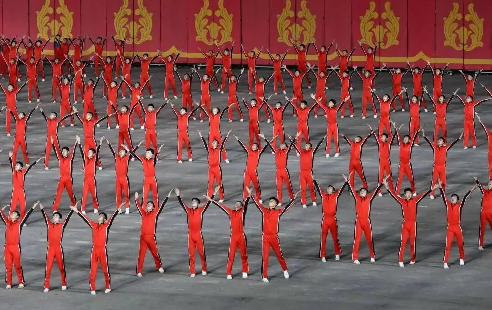 朝鲜举行盛大阅兵式，援俄部队亮相！-第10张图片-